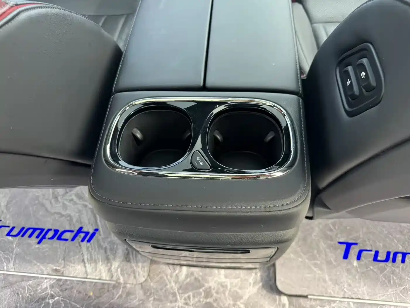 GAC Trumpchi Trumpchi M8 2023 Master Series Dual Hybrid Flagship Edition фото 18