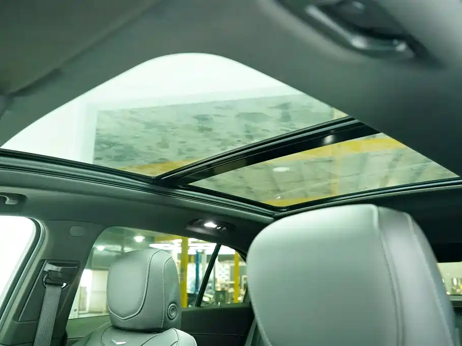 Cadillac XT4 2022 28T FWD Luxury фото 7