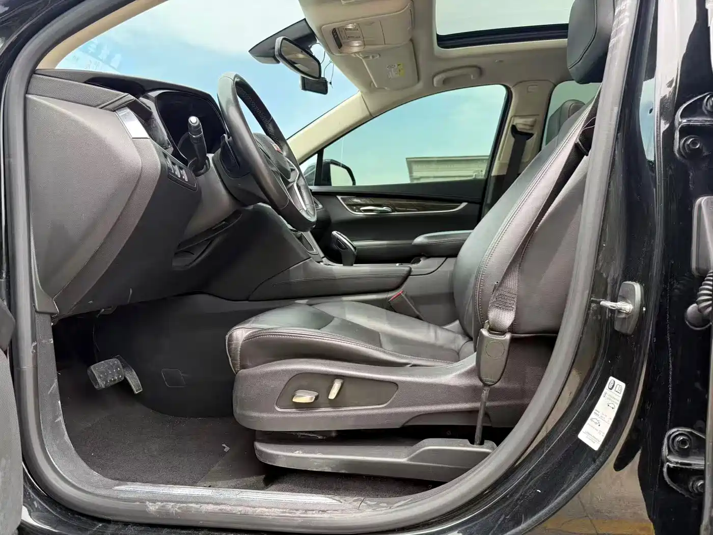 Cadillac XT5 2016 25T Luxury Model фото 6