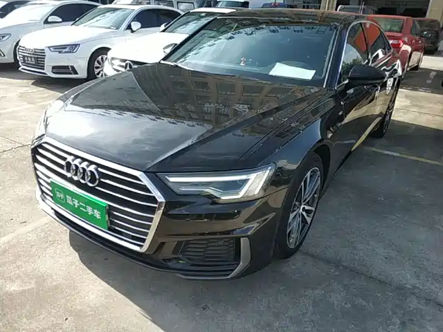 Audi A6L 2022