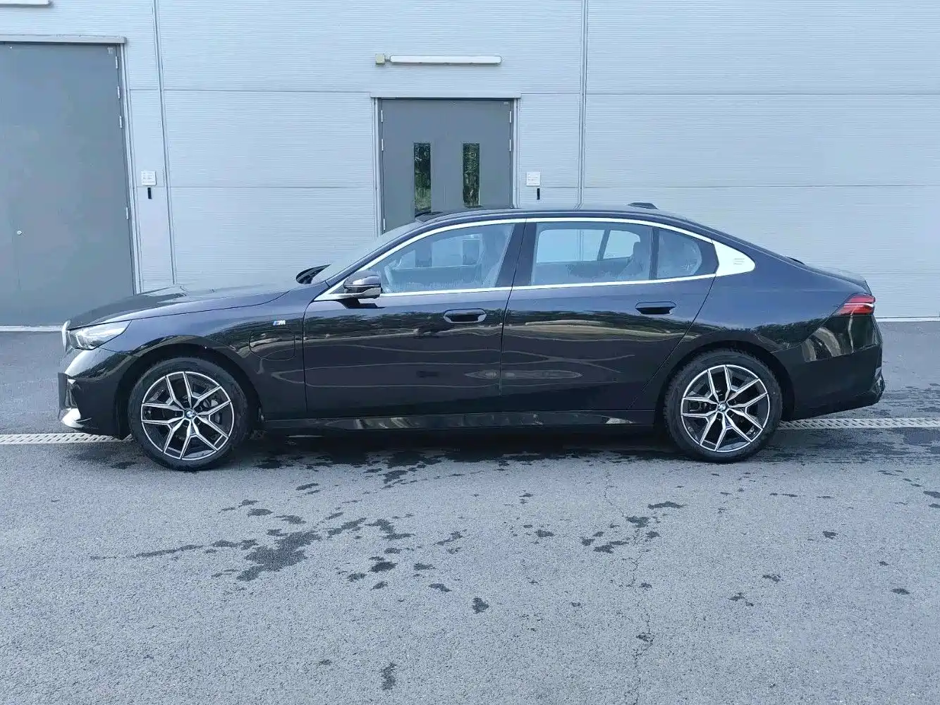 BMW i5 2025 2025 eDrive 35L M Sport Package