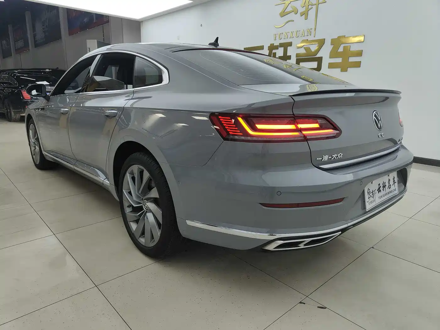 Volkswagen FAW-Volkswagen CC 2023 380TSI Eye-catching Edition фото 15
