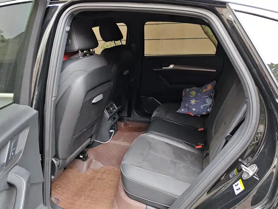 Audi Q5L Sportback 2022 40 TFSI Luxury фото 11