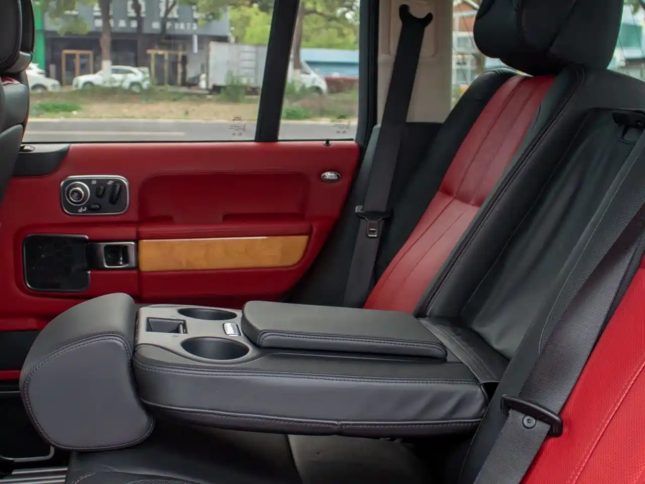 Land Rover Range Rover 2011 5.0 SC V8 Ultimate Edition фото 17