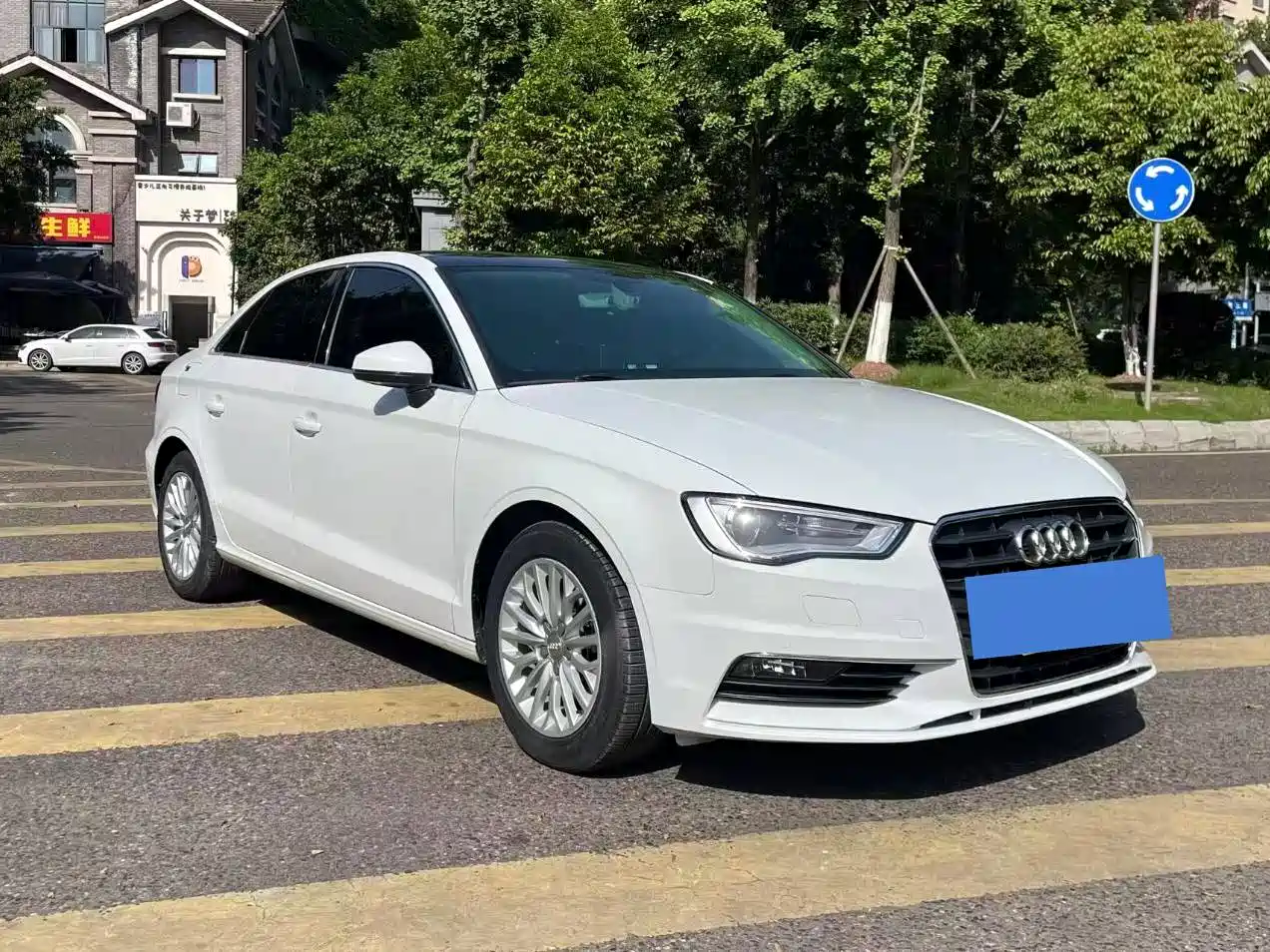 Audi A3 2016 Limousine 35 TFSI Leadership фото 3