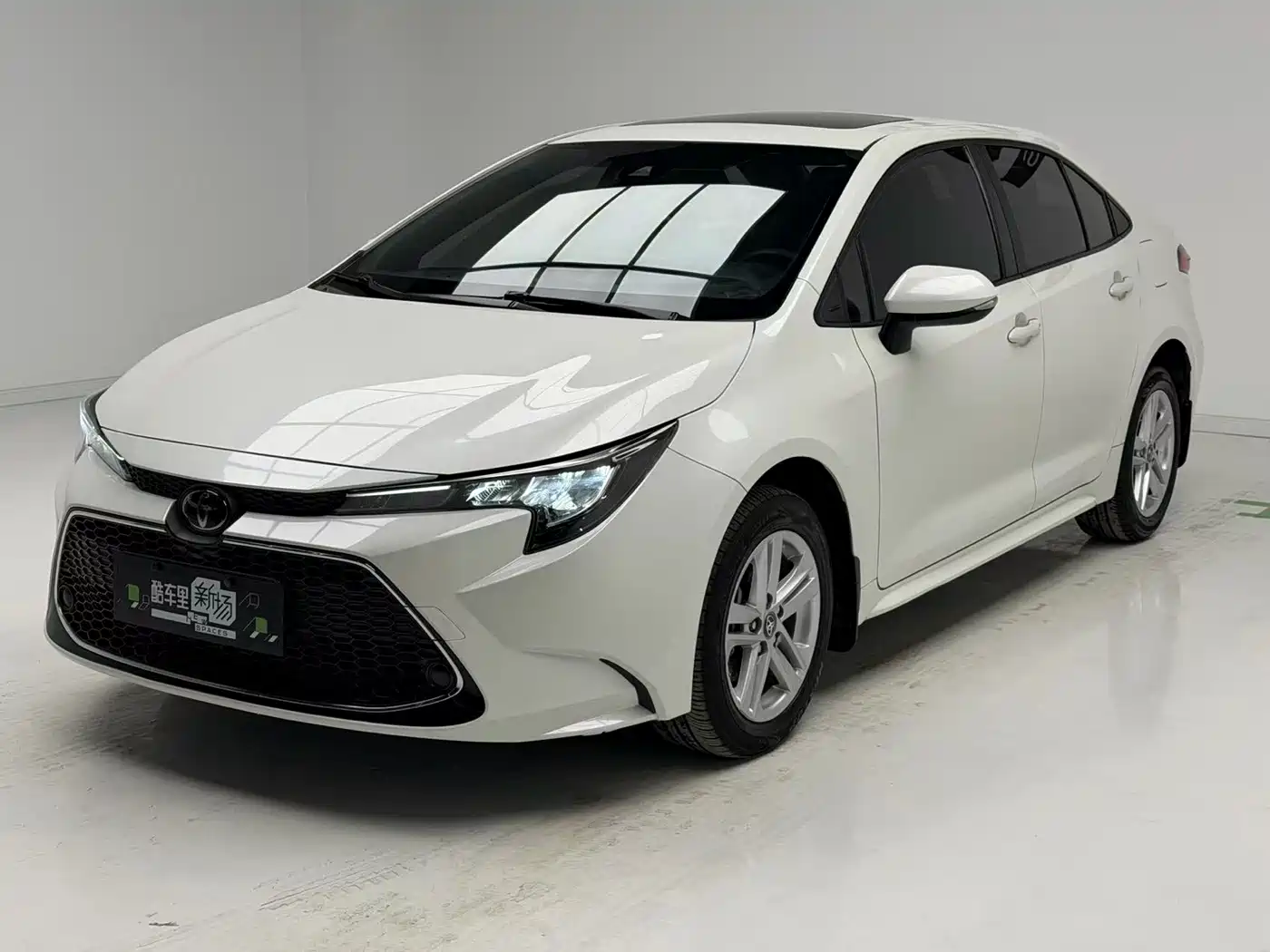 Toyota Levin 2019 185T CVT Luxury Edition China VI