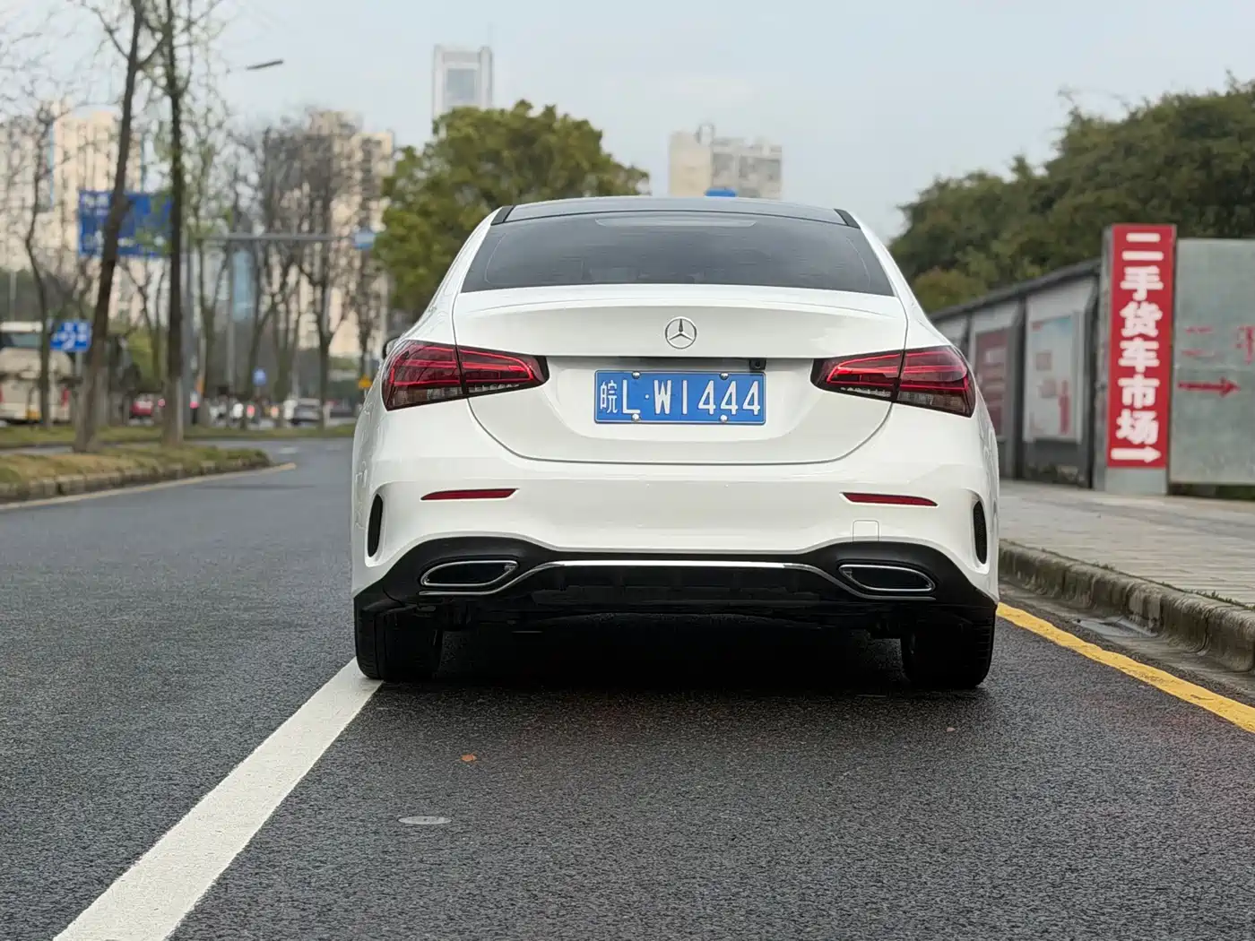 Mercedes-Benz A-Class 2022 A 180 L Sport Sedan фото 5