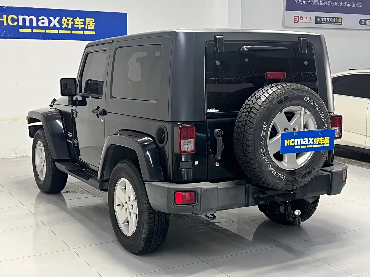 Jeep Wrangler 2010 2008 3.8L Sahara Two-Door