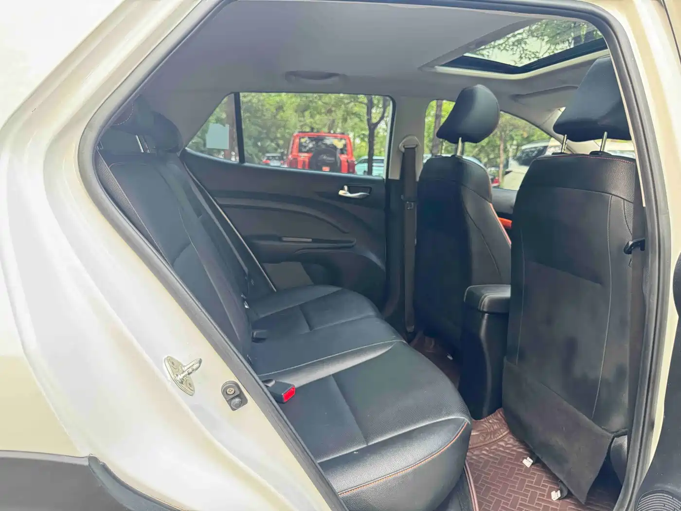 Kia KX1 2021 1.4L CVT Fun Sunroof Version фото 11