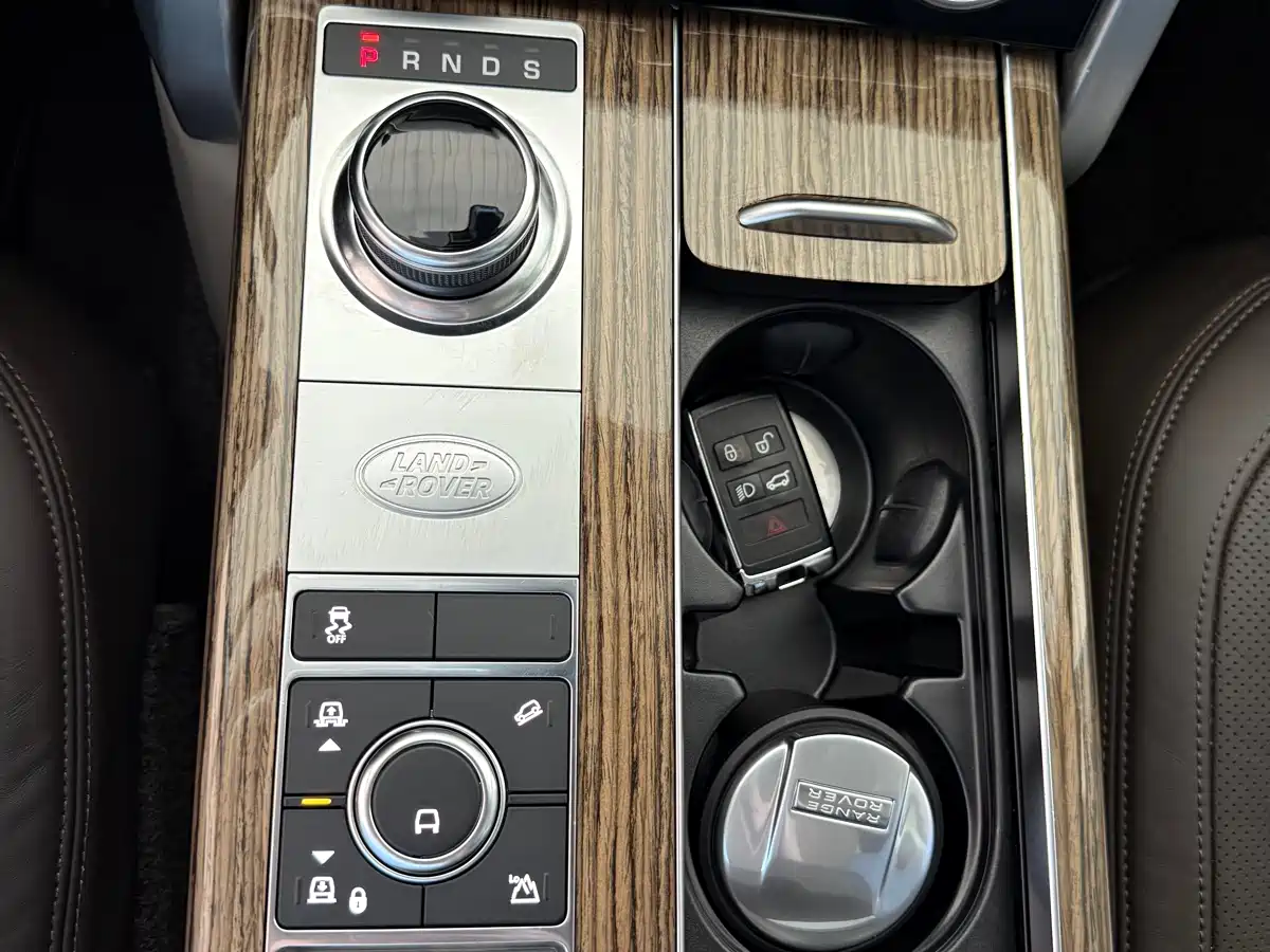 Land Rover Range Rover 2019 3.0 SCV6 Heritage Edition фото 8