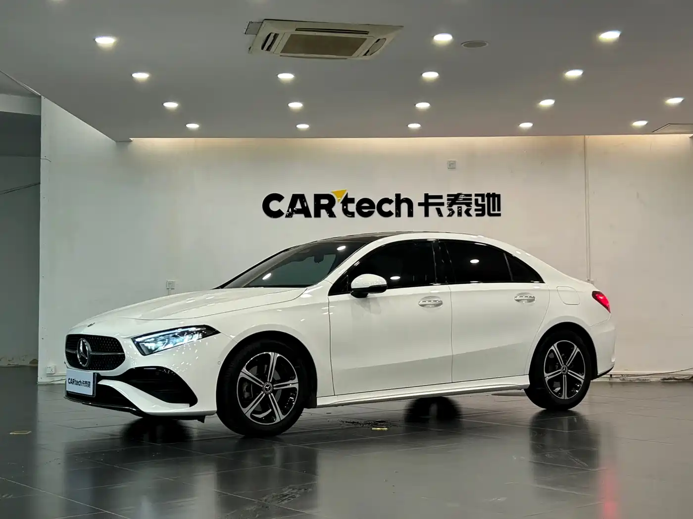 Mercedes-Benz A-Class 2023 A 200 L Fashion