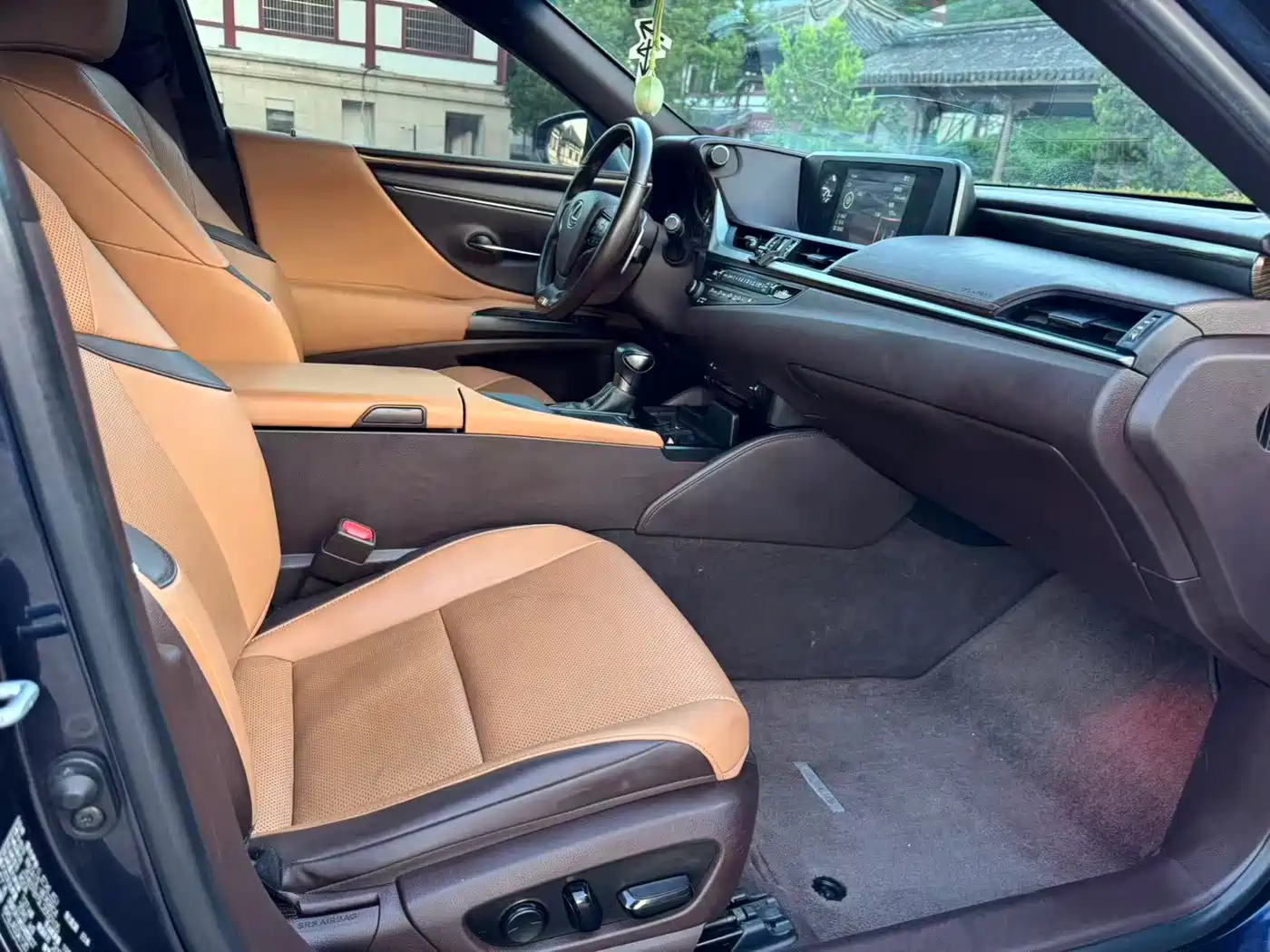 Lexus ES 2020 200 Excellence фото 11