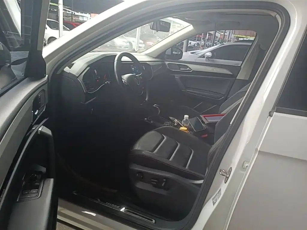 Volkswagen Tayron 2019 330TSI 4WD Luxury China V фото 16