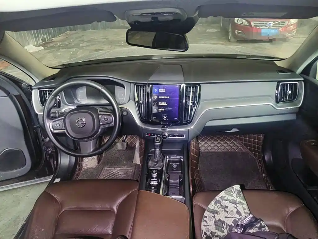 Photo 12 - Volvo XC60