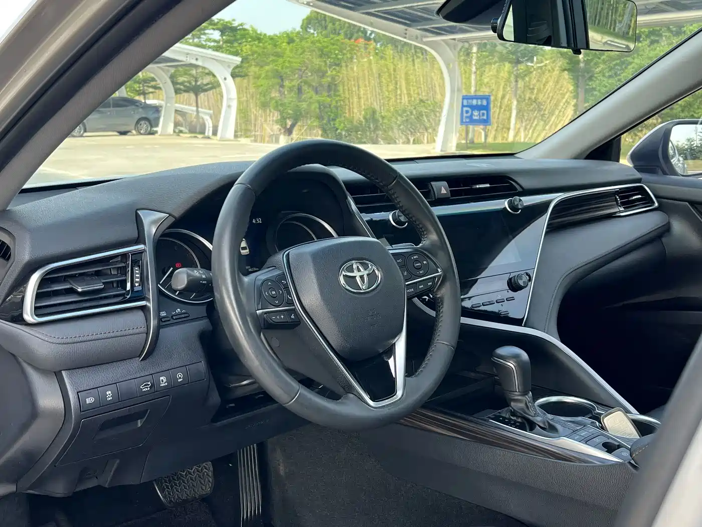 Toyota Camry 2019 Facelift 2.5G Luxury Edition фото 12
