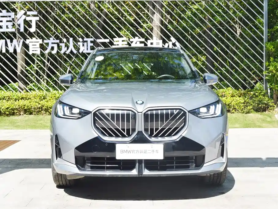 BMW X3 2025 xDrive30L Premium Model M Sport Black Package фото 2