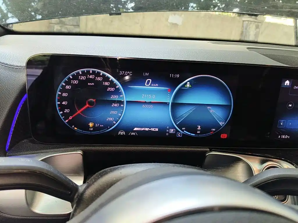 Mercedes-Benz GLB, миниатюра 4