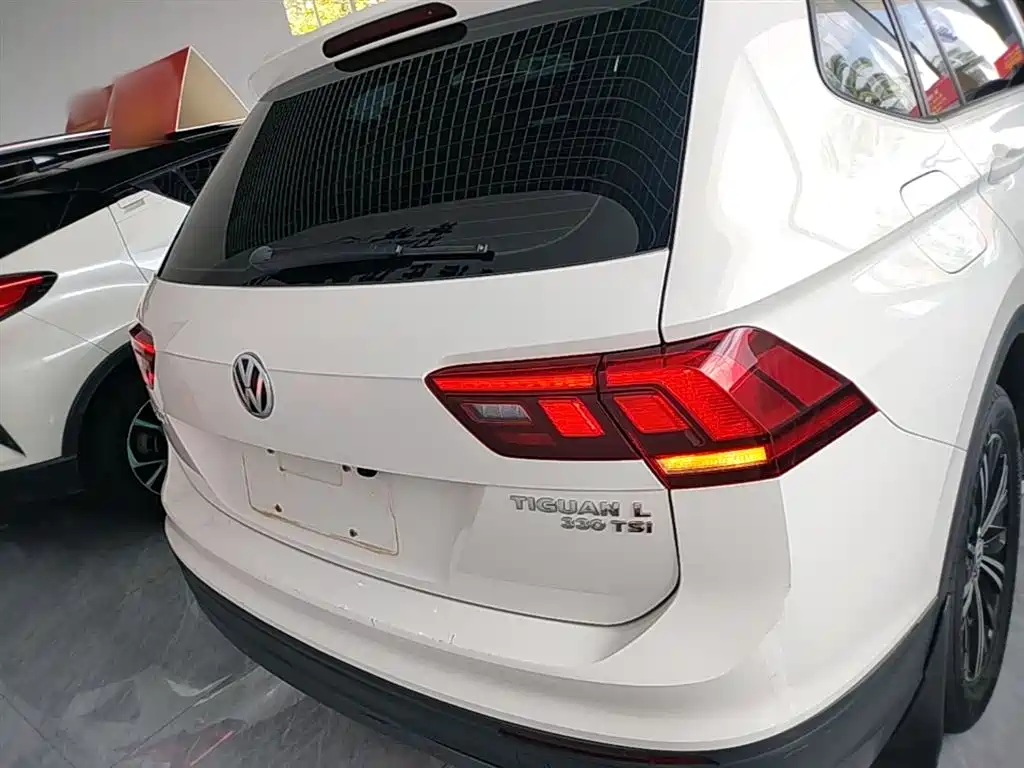 Volkswagen Tiguan L 2020 330TSI Auto 2WD Trend China VI фото 6