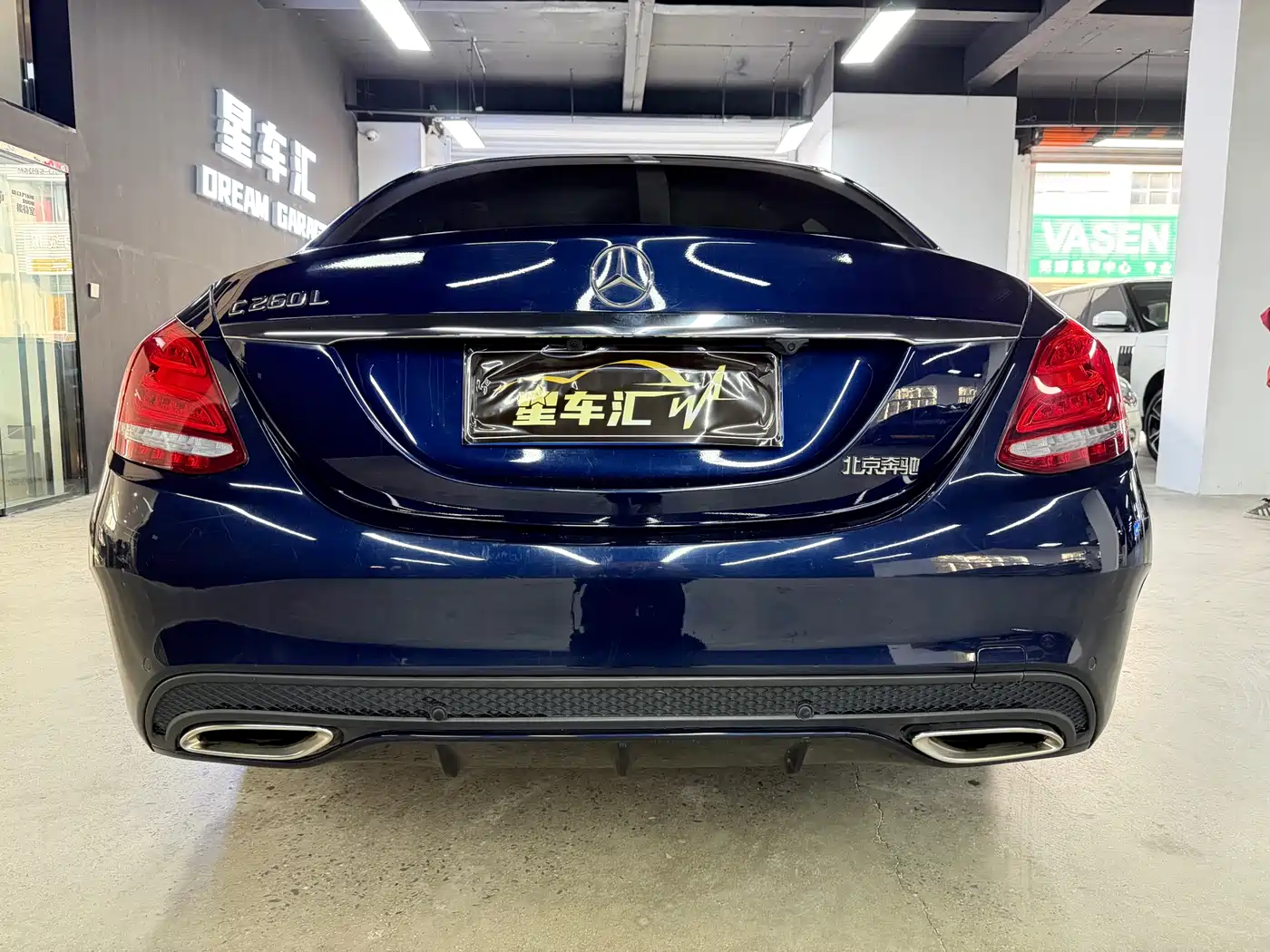 Mercedes-Benz C-Class 2016 C 180 L Sport фото 12