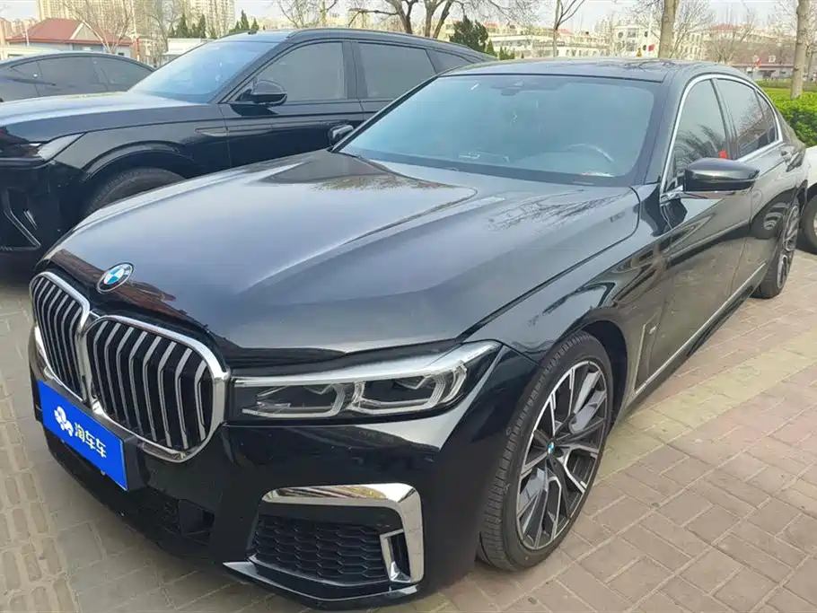 BMW 7 SERIES