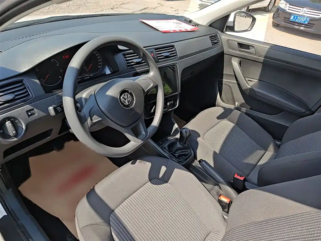 Volkswagen Santana 2021 1.5L Manual Trend Edition фото 10