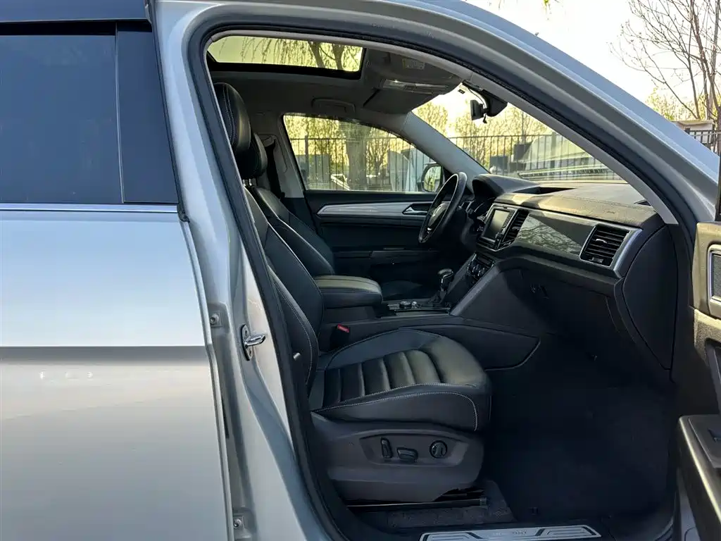 Volkswagen Teramont 2017 380TSI 4WD Luxury Edition фото 17