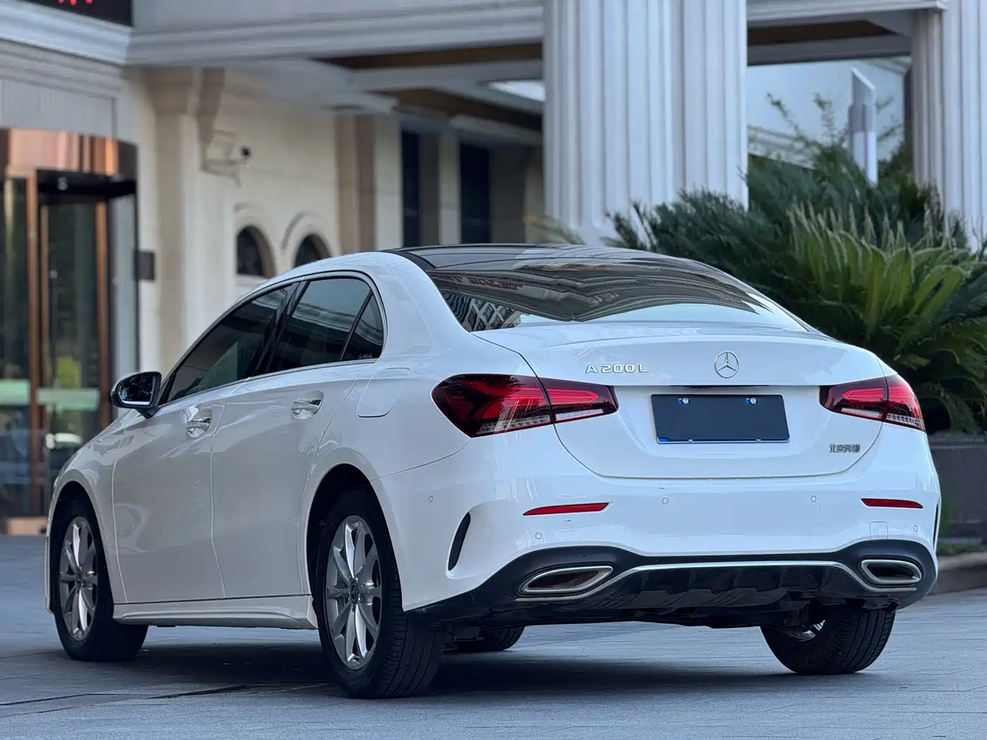 Mercedes-Benz A-Class 2019 A 200 L Sport Sedan фото 10