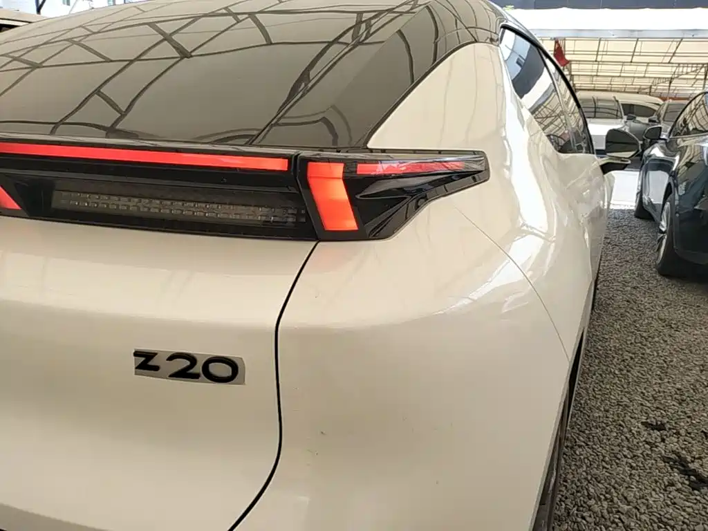 Photo 8 - Lynk & Co Z20
