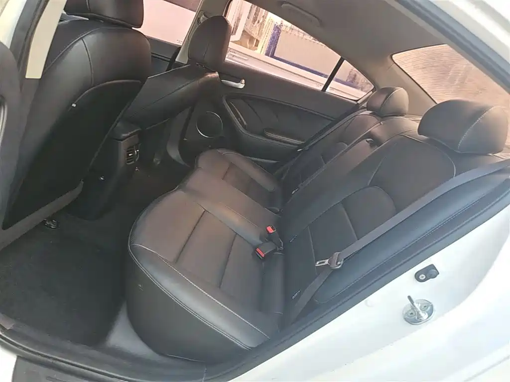 Kia K3 2017 1.6L Automatic 15th Anniversary Special GLS фото 17