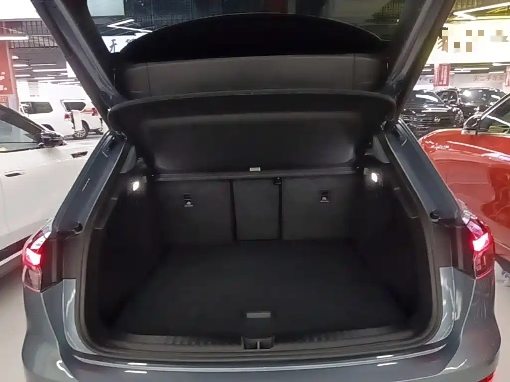 Audi Q4 e-tron 2023 2022 40 e-tron Creation Edition