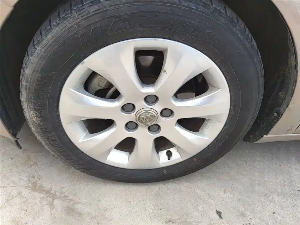 Buick Regal 2015 1.6T Leading Tech Edition фото 23