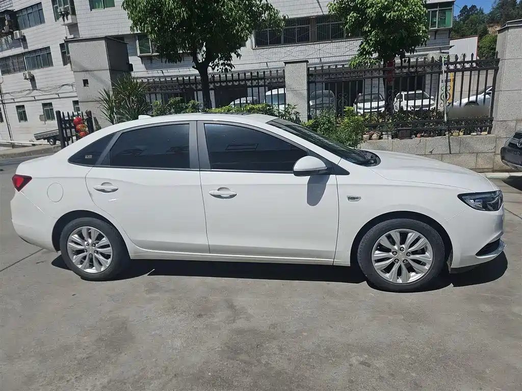 Buick Excelle 2021 Facelift Exemplar 1.5L Auto Elite фото 8