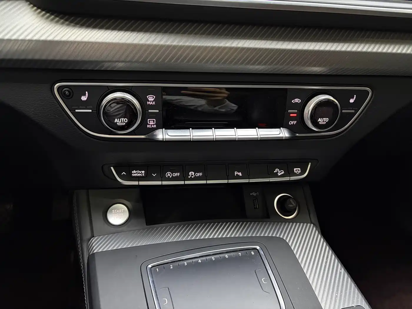 Audi Q5L 2018 45 TFSI Exclusive Fashion China VI фото 14