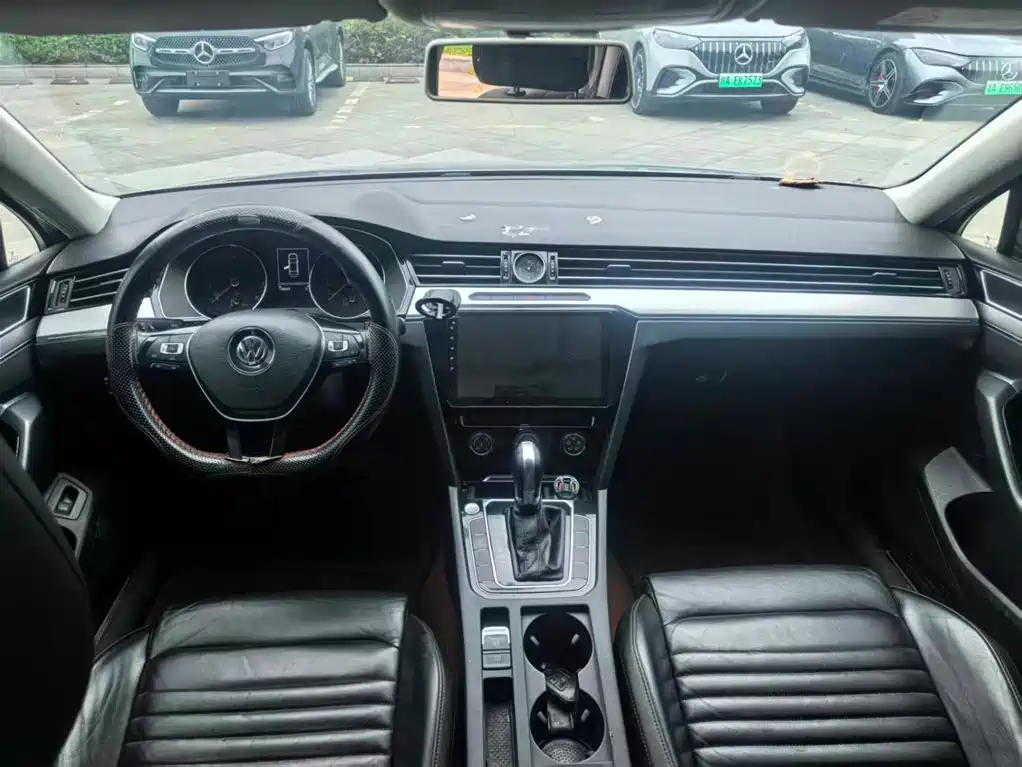 Volkswagen Magotan 2018 330TSI DSG Leading фото 7
