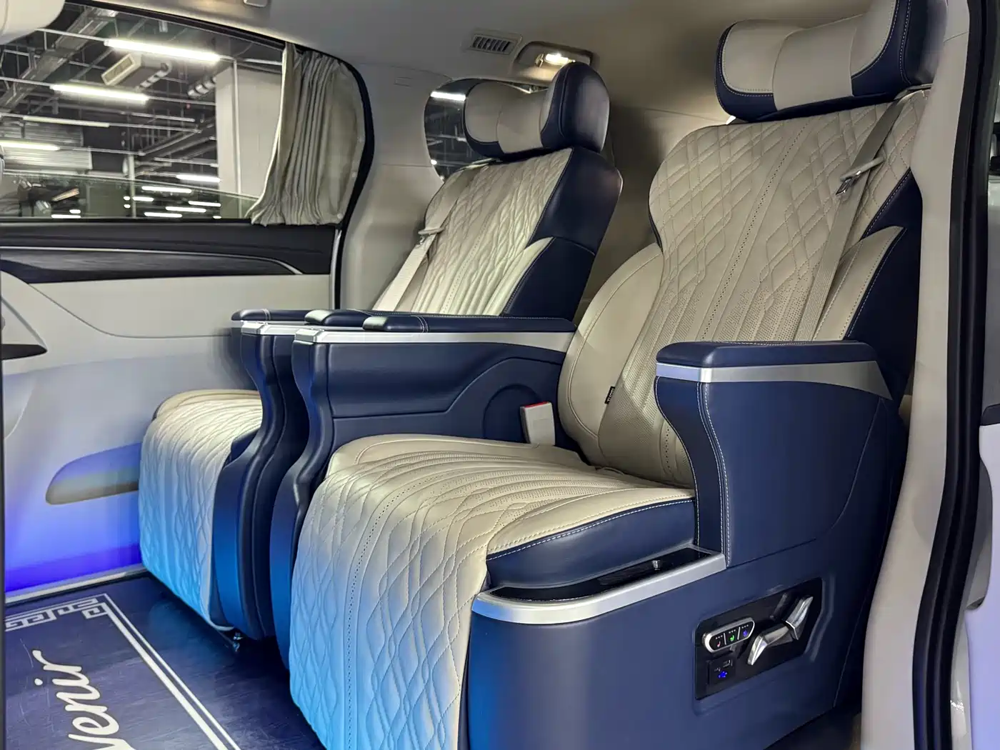 Buick GL8 2023 ES Landmaster Comfort фото 15