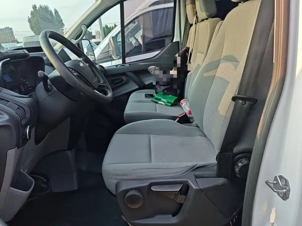 Ford Transit 2023 2019 2.0T Diesel Multi-Purpose Commercial Vehicle Medium Wheelbase Medium Roof 6-Seater China VI