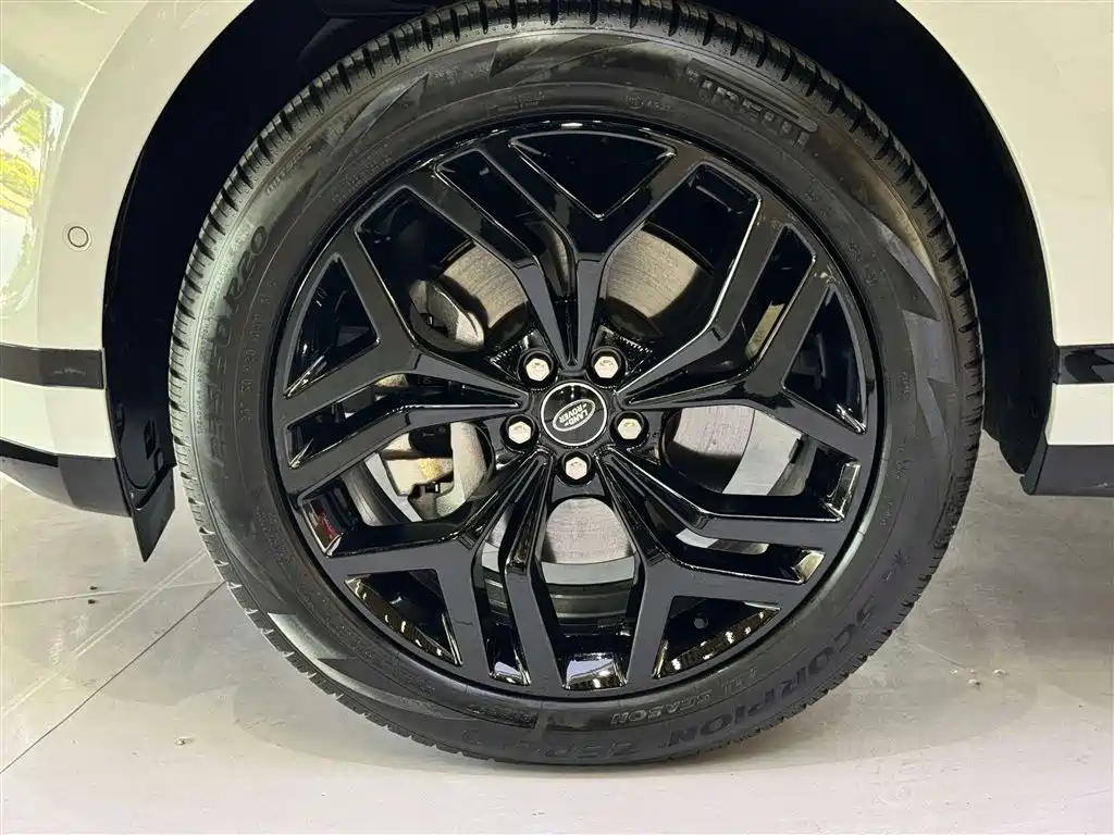Land Rover Range Rover Evoque 2020 Model 249PS R-DYNAMIC S Gloss Black Sport Edition фото 11