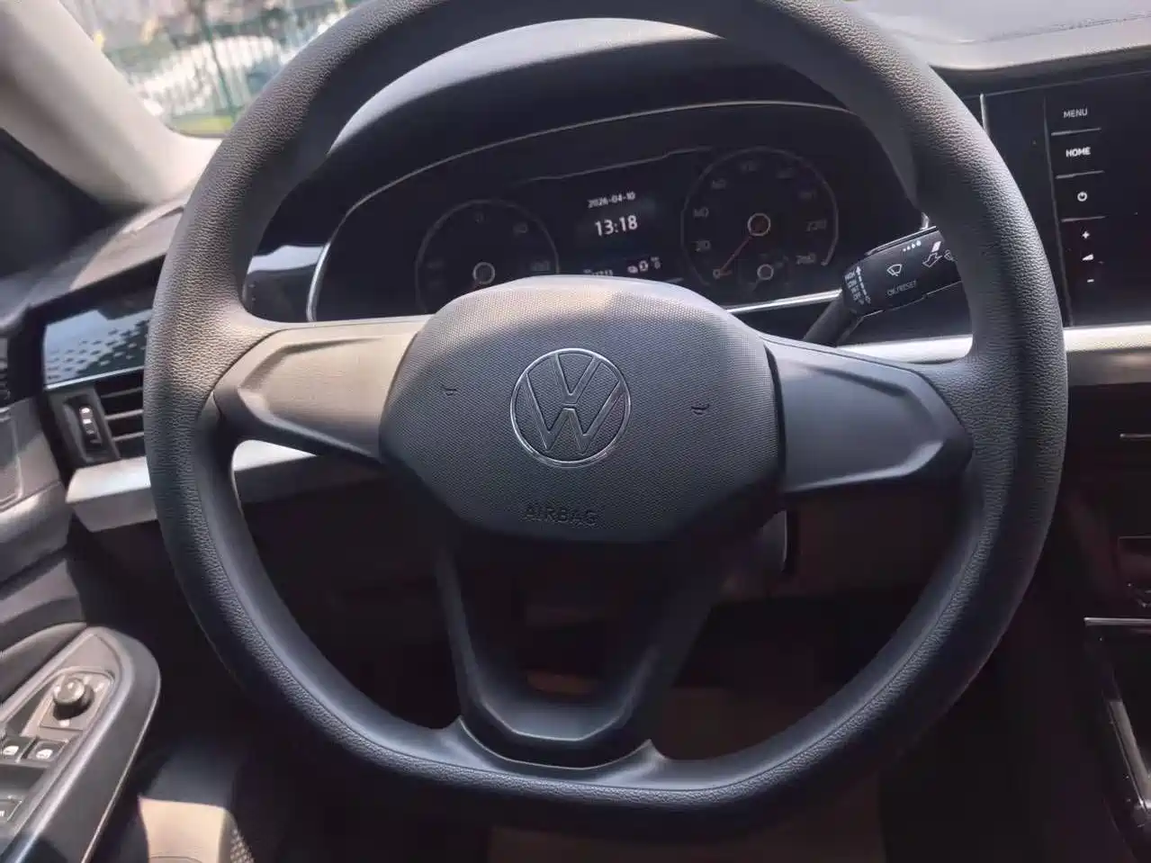 VOLKSWAGEN PASSAT NEW ENERGY