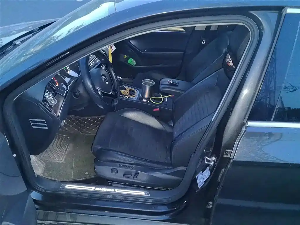 Volkswagen Magotan 2017 380TSI DSG Premium фото 16