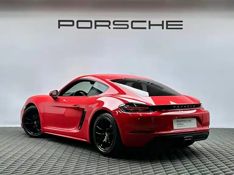 Porsche 718 2016 Cayman 2.0T фото 6