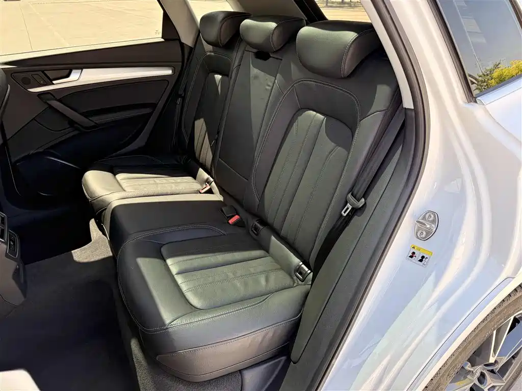 Audi Q5L 2020 40 TFSI Prestige Fashion фото 16