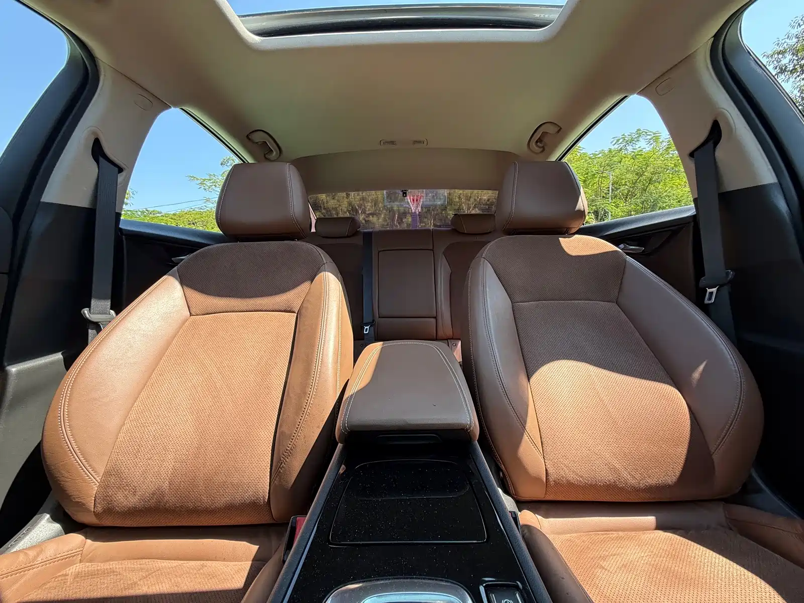 Photo 15 - Buick Regal