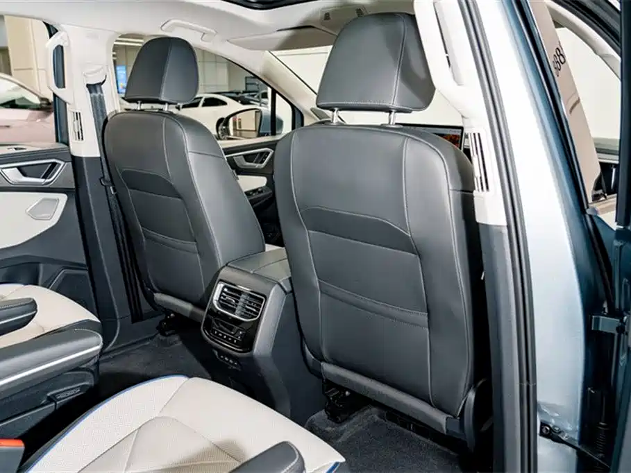 Volkswagen Talagon 2025 450TSI R-Line 6-Seater фото 22