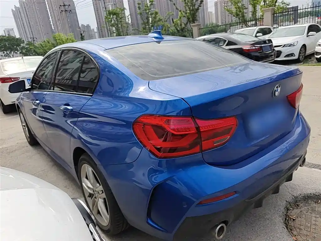 BMW 1 Series 2020 Model 120i M Sport Package фото 5