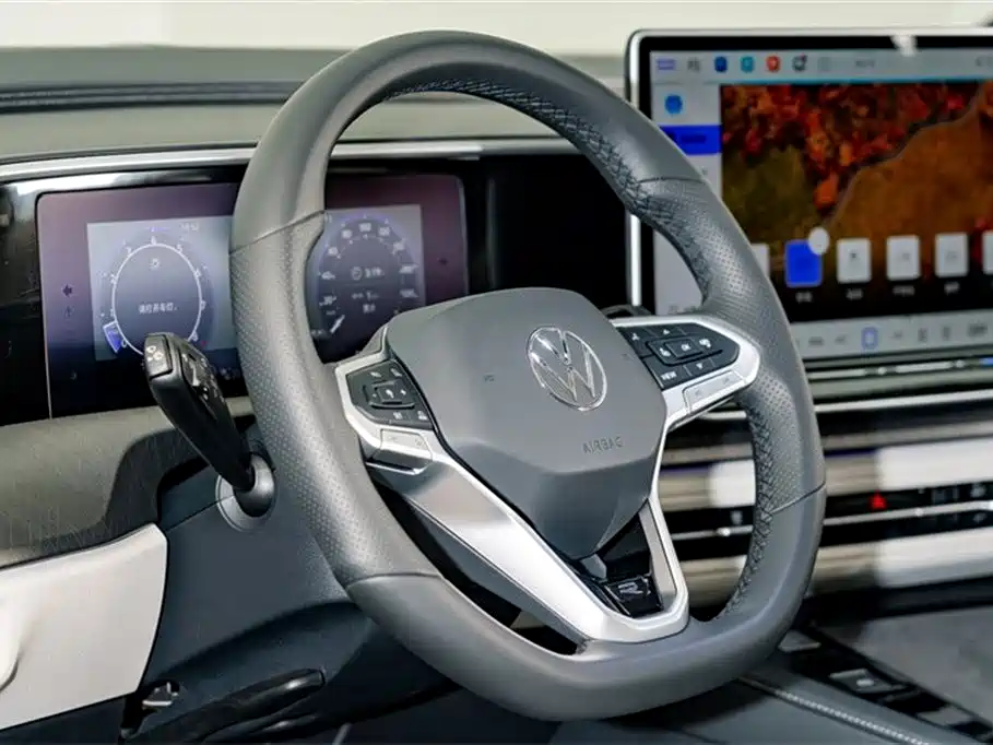Volkswagen Talagon 2025 450TSI R-Line 6-Seater фото 10