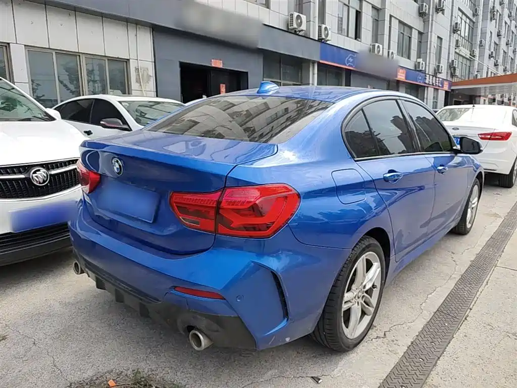 BMW 1 Series 2020 Model 120i M Sport Package фото 7