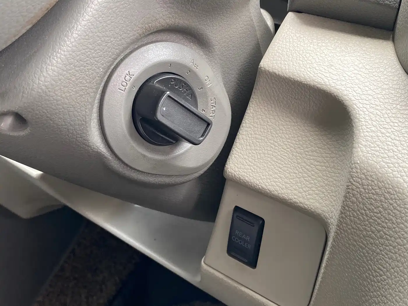 Nissan NV200 2018 2018 1.6L CVT Premium