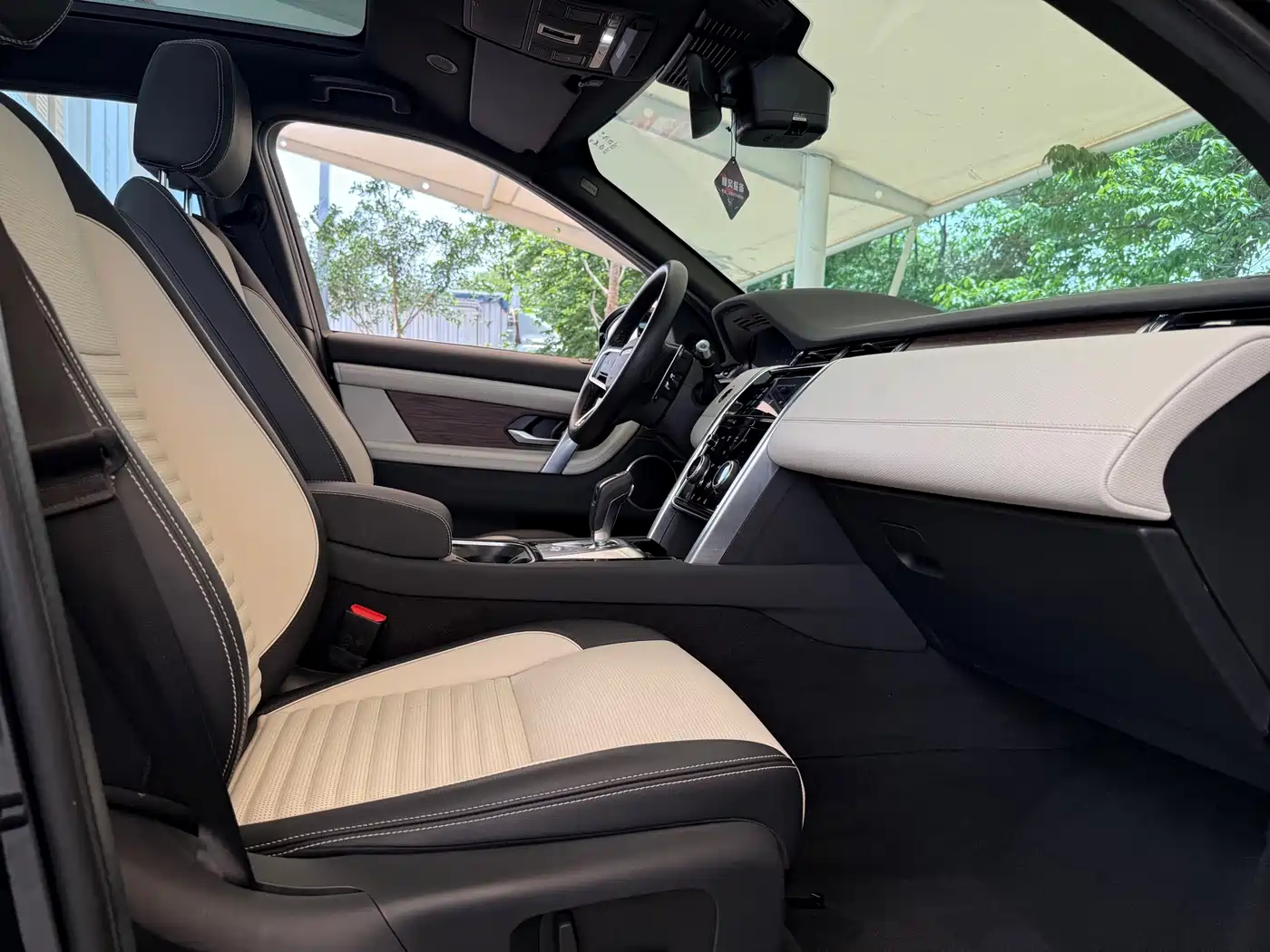 Land Rover Discovery Sport 2023 249PS R-Dynamic SE Performance Technology Version фото 12
