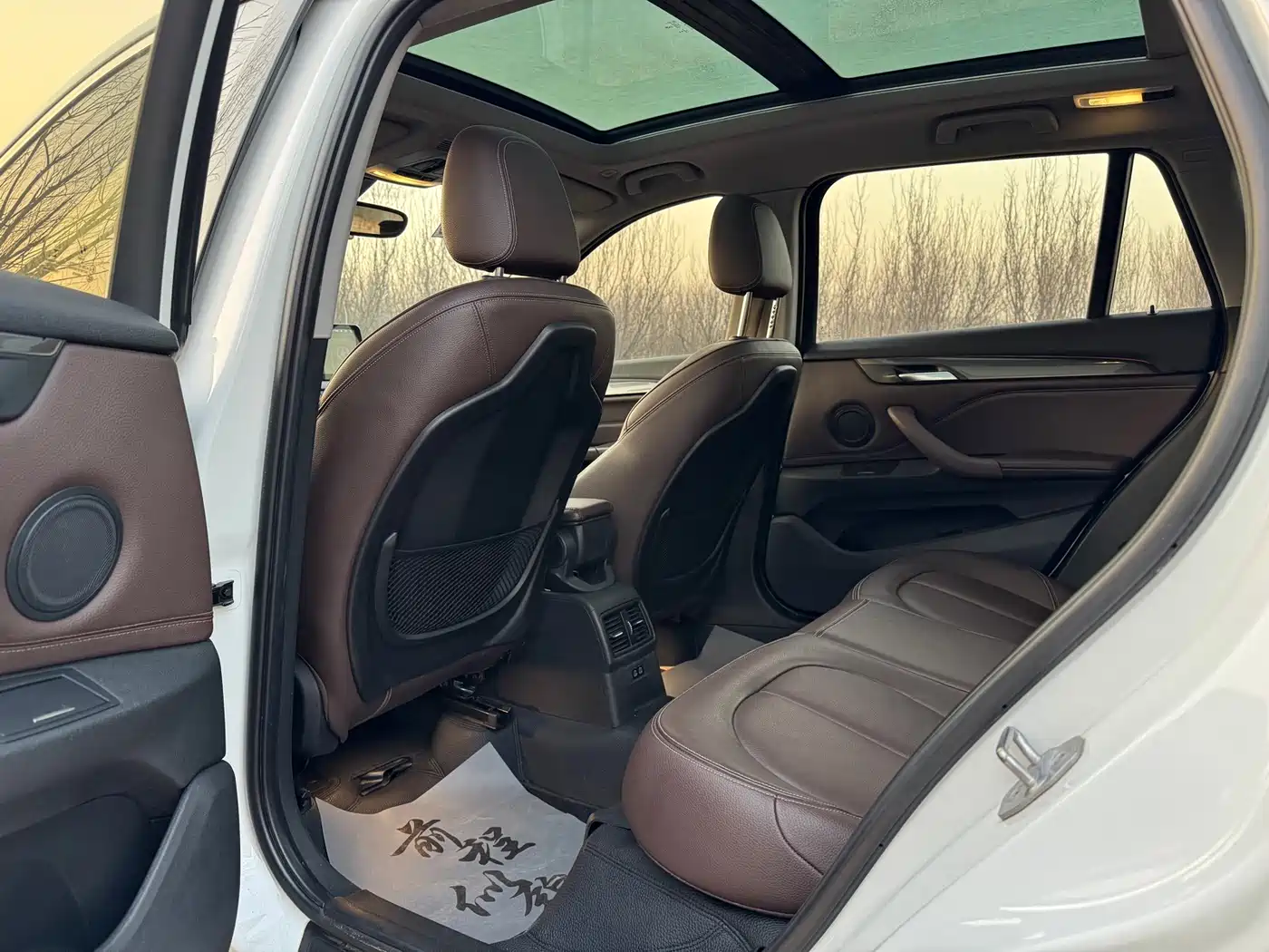 BMW X1 2019 sDrive18Li Premium Model фото 9