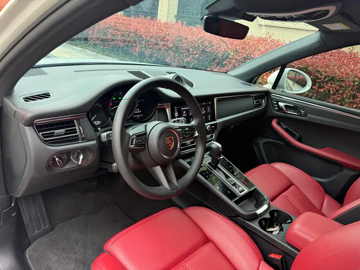 Porsche Macan 2024 Macan 2.0T фото 9